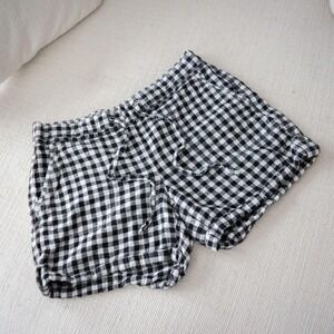Black and White Gingham Plaid Linen Cottage Core Summer Picnic Women's Shorts